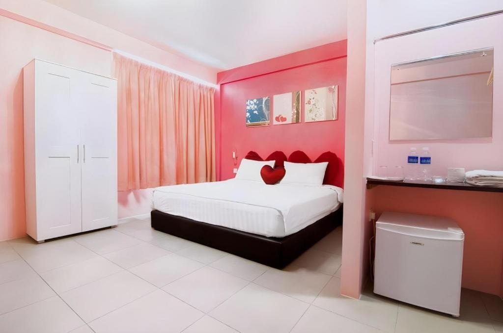 Pice Hotel Bukit Mertajam Exterior foto